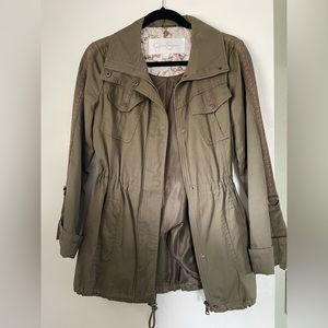 Jessica Simpson army green jacket